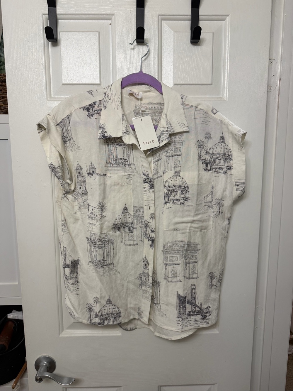 Fate Cream and Black Architectural Print Short-Sleeve Button Shirt